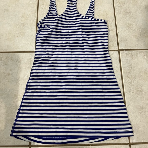 Blue and white striped tank - Picture 2 of 3